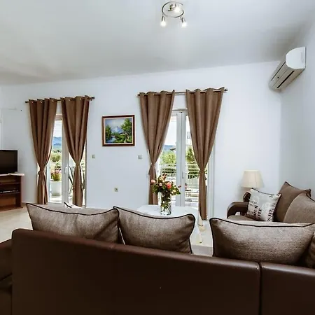 Erato Apartment Kissamos