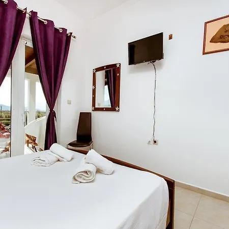 Apartment Erato