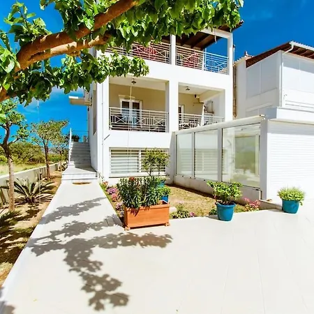 Apartment Erato